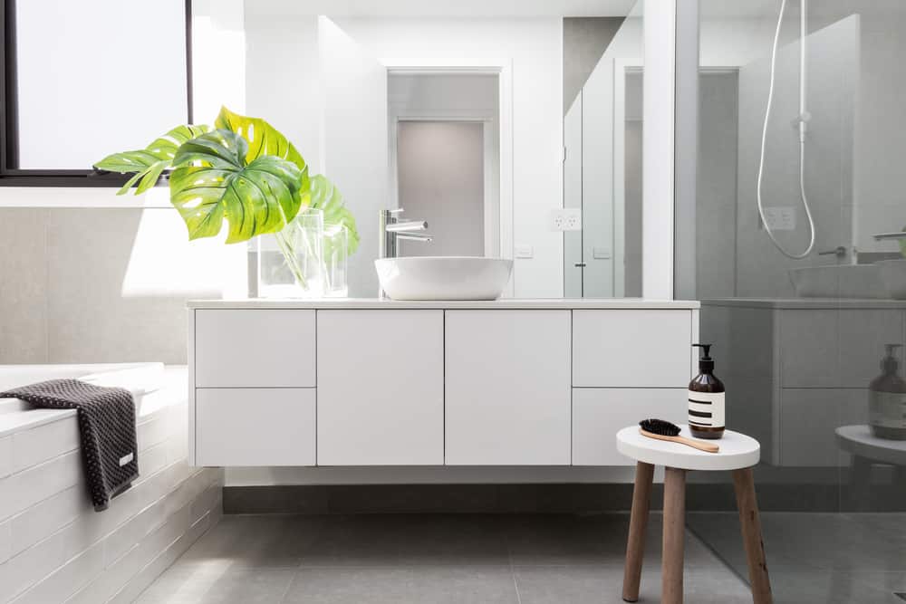 Finding the Perfect Mirrored Bathroom Cabinet for Your Home