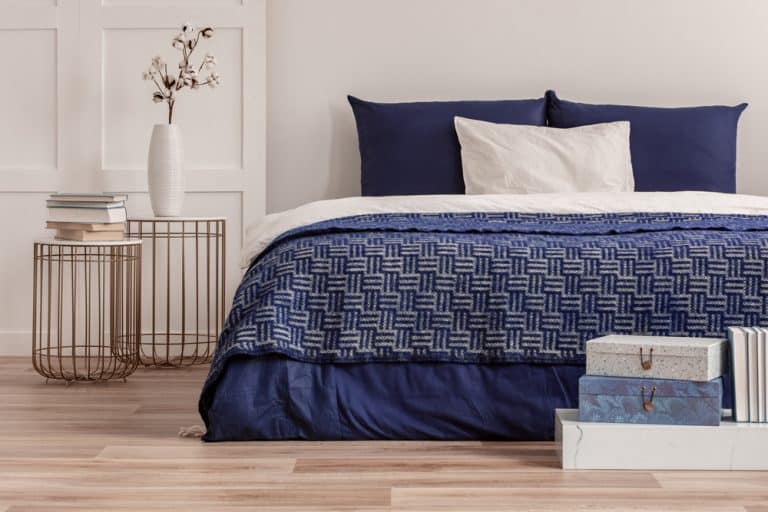 The Best Navy Blue and White Duvet Covers to Refresh Your Room